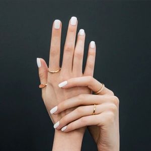 NEW perfect white self-adhesive press on nails